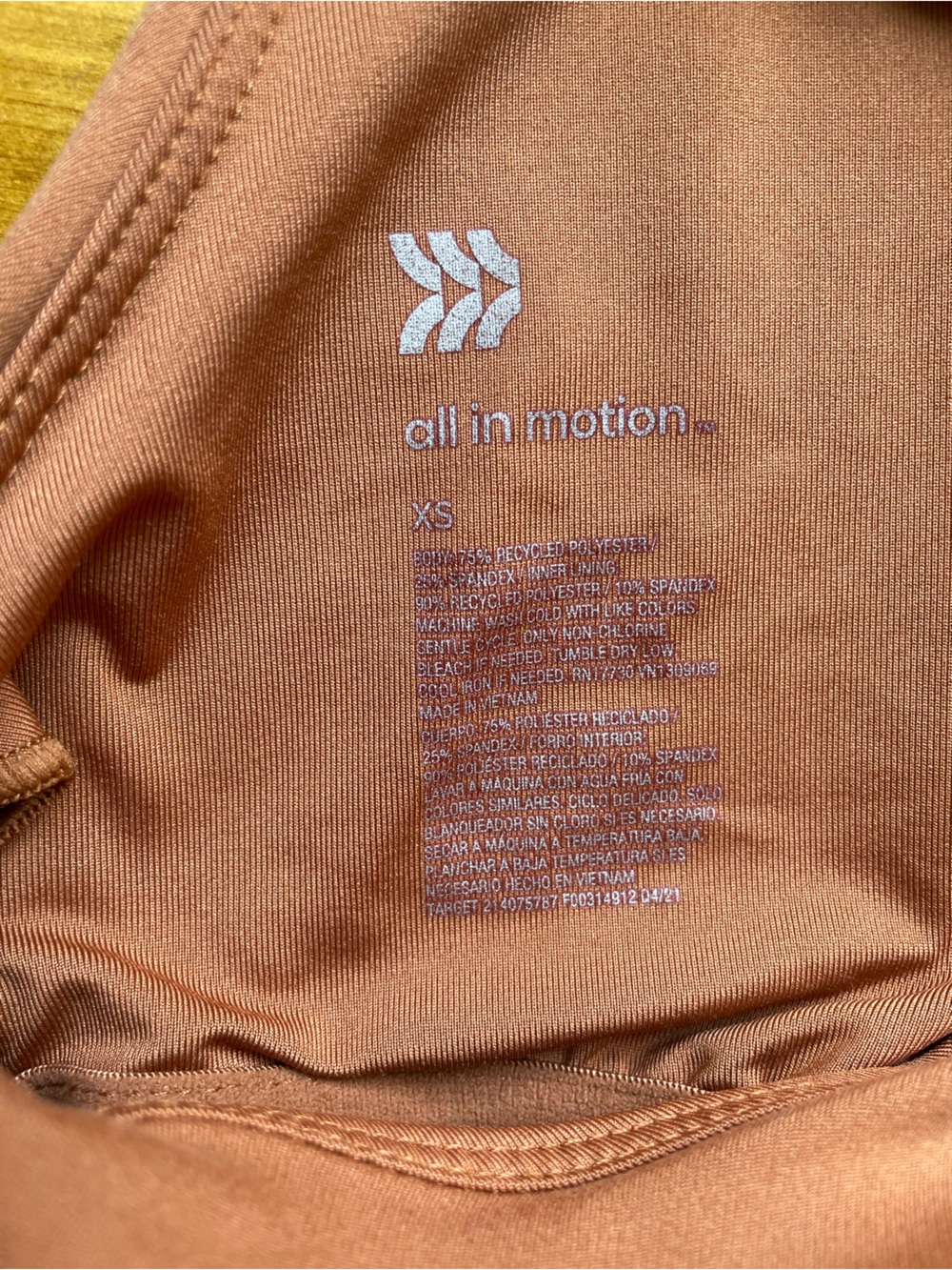 Rust Cropped Workout Top - Picture 6 of 7